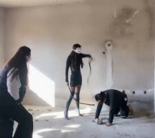 【妆主大大】和素人小姐姐-户外鞭打/骑马遛狗 bf25711