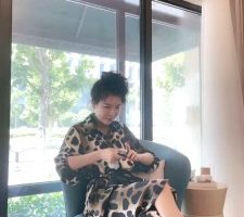 【歌迪丝】脚底伺候主人化妆 bf29539