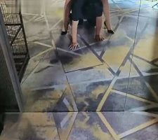 【丹丹】开发货车司机做狗-转胯爬行/肉丝脚捂脸闻舔/关狗笼 JS23072437