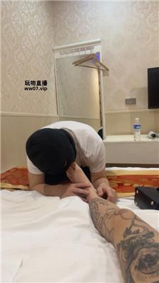 【小凤梨】磕头求虐-滴蜡 JS250419-11