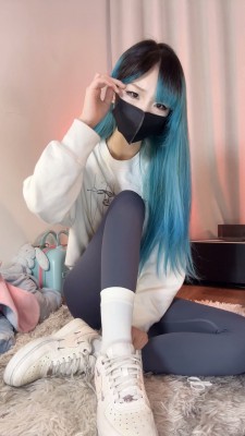 【1080P】芃芃大人高清第一视角羞辱合集 bf52517