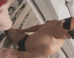 vivi肉丝高跟踩踏脚奴