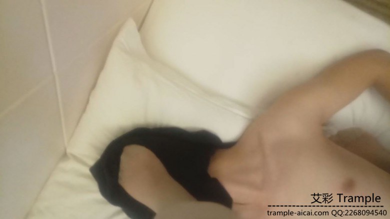 某SPA会所技师美女的初次调教