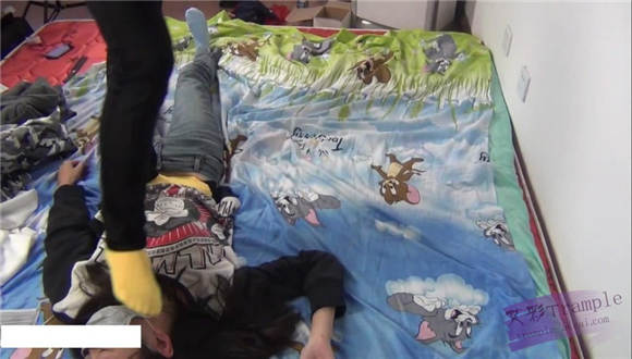 甜儿公主黄色棉袜踩虐lulu G-NV-101