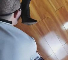 【巴莉】双S-脚下有狗伺候吃饭 bf9745