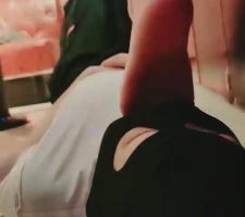 【猫神大人】KTV让狗品尝原味裸足 bf11101