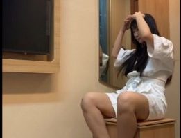 高空跳踩骨裂-120斤跆拳道女孩高空跳踩，被跆拳道学生妹踩断肋骨 YC-220501-8