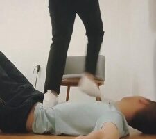 【雷大哥】全体重踩踏+喂食 bf16123