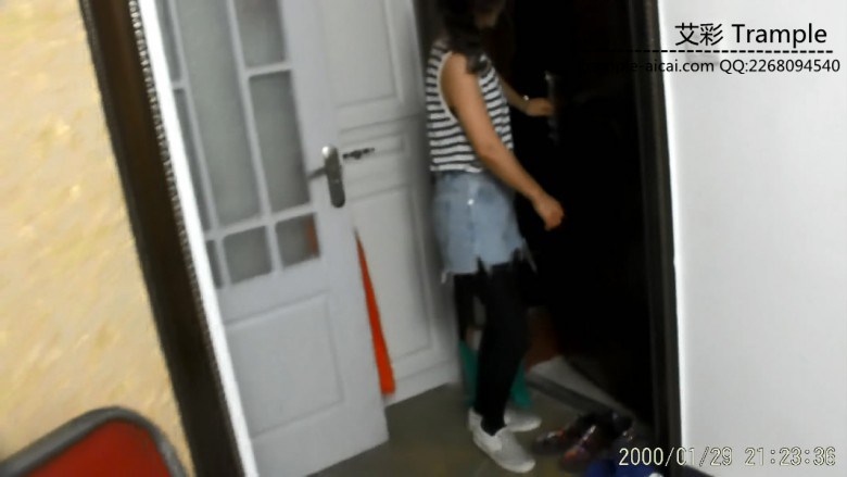 冷天使强制吸臭原味调教