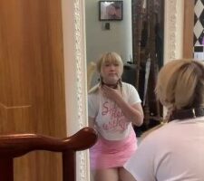 【琳嘉】闺蜜偷舔鞋被发现【双视角版】 bf20907