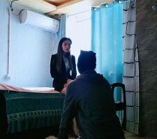 【艾琳】面试家奴伺候主人进餐 bf21112