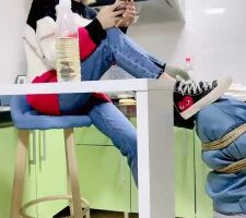 【美离子】五花大绑强制圣水加官窒息 bf23281