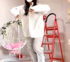 【精神小妹】双学生素人-超狠跳踩跺脸/骑马/袜子塞嘴 bf29665