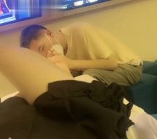 【暴躁小溪】开发上门按摩师吃臭脚  JS23083002