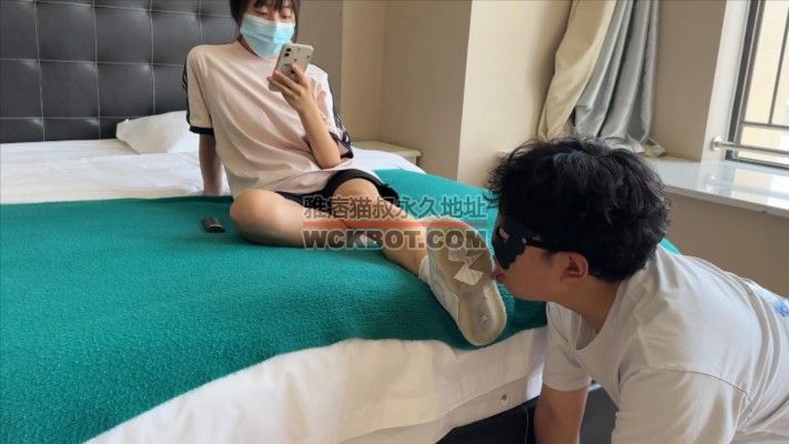 【00后小彤】晨练回家让哥哥清理鞋子 YC-230901