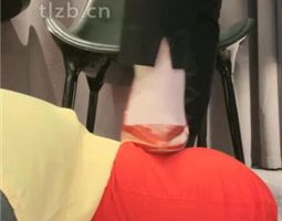 【安安】舔臭脚/红高跟踩踏喂食 bf34414