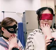 【小羊】母畜下跪舔原味裸足 bf35544