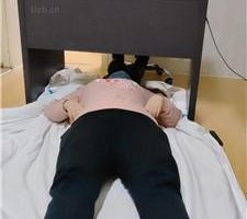 【樱樱】混血女S-靴子桌下无意识踩 JS240327-17