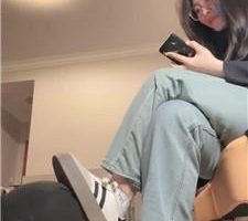 【蜜雪】沉浸式-脏鞋白袜裸足诱惑舔 bf40339