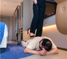 【沅芷大人】双S踩踏高跟狠扎【双视角】 bf40454