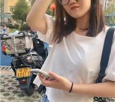 【素人挖掘机】开发下班文员S-抽耳光/闻舔臭脚/踩踏转胯 bf41587