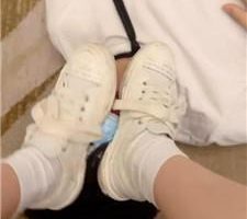 【不知名美女】健身女神-帆布鞋白袜踩虐 bf41682