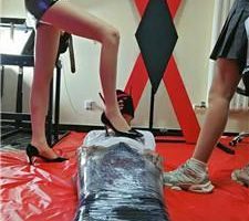 【爱米】双S暴力鞭打-踩踏深喉/坐脸/开口器强迫升水【三视角】 bf43605