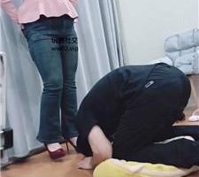 【拽拽】高跟玉足踩虐/掐乳 JS241030-8