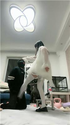 【桃子老师】连环踢裆/舔脏鞋/洛丽塔全体重踩踏 bf47400