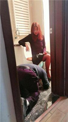 【苏苏】兄弟奴-圣水盛宴/舔脏鞋踩踏不当人【双视角版】 JS241128-27