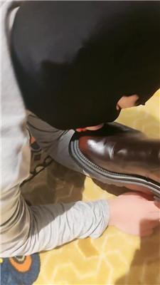 【于少奶奶】沉浸式舔脏长靴+高跟/肉丝脚深喉 JS241130-38