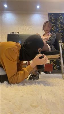 【咏慈】高跟黑丝踩/虐乳/臭脚丫捂脸 bf49086