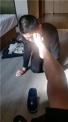 【知世】下贱狗继父狂舔脚 JS250113-40