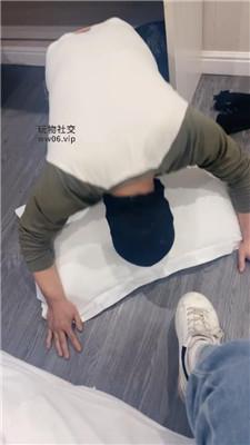 【沐沐大大】小白鞋辱-高跟踩-圣水喂食 JS250203-26