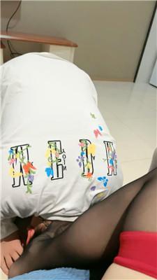 【啡啡】双S-沉浸式舔脚窒息 JS250307-8