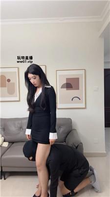 【莫莉】沉浸式-白领S玉足恋足舔 bf51215