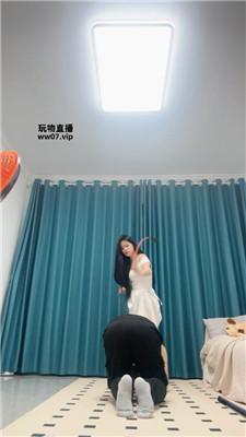 【辣辣】骑马鞭打-白袜脚踩踏 bf51863
