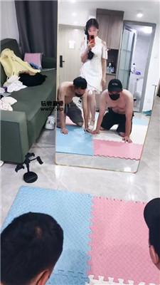 【汀兰女王】兄弟下跪做家奴 bf52908