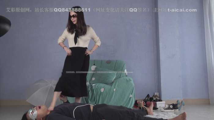 【南国原创】沫沫S惩罚进屋偷东西的贼 1080P YC-200516-6