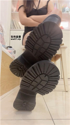 【兔牙】皮靴乳母    250515-27