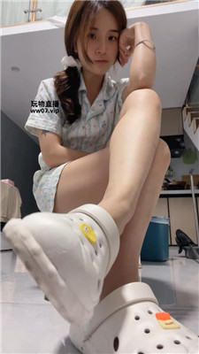 【香芋朱朱】每日一鹿之下雨天洞洞鞋    250518-22