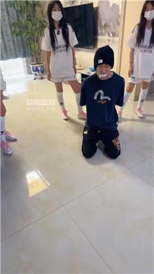 【深情】3S素人主-白袜塞嘴暴力踢踹 bf55035