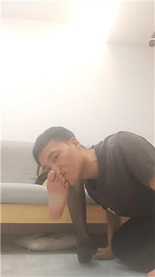 【巴金】品尝主人的黑丝玉足 JS250716-23