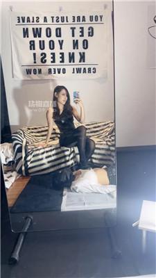 【倪小主】强制滴蜡踩虐骚母畜 JS250720-57