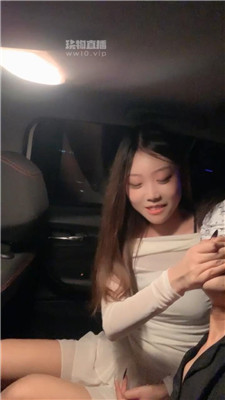 【女生也能很暴力】路边开发小姐姐车内调 JS250730-11