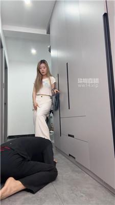 【丢丢】脏鞋白袜踩-鞭打 bf57083