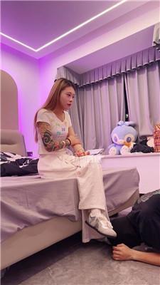 【白鹭】坐脸窒息-踢裆-白袜插嘴 bf57085