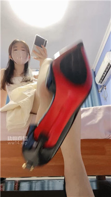 【红颜】肉丝乳母绿母    250913-12