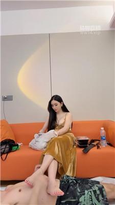 【风吟殿下】无意识玩脚垫 JS250915-25