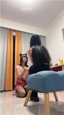 【南月女神】首次体验圈养母狗 bf57918